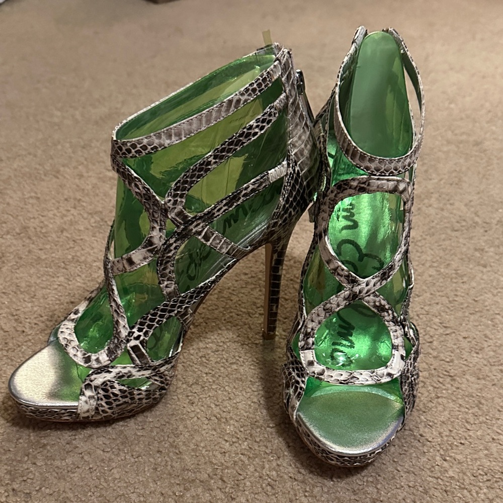 Sam Edelman Green and Black Snakeskin Heels